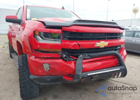 2018 Chevrolet Silverado 1500 2Lt z USA, uszkodzony, nr VIN 3GCUKREC4JG402149